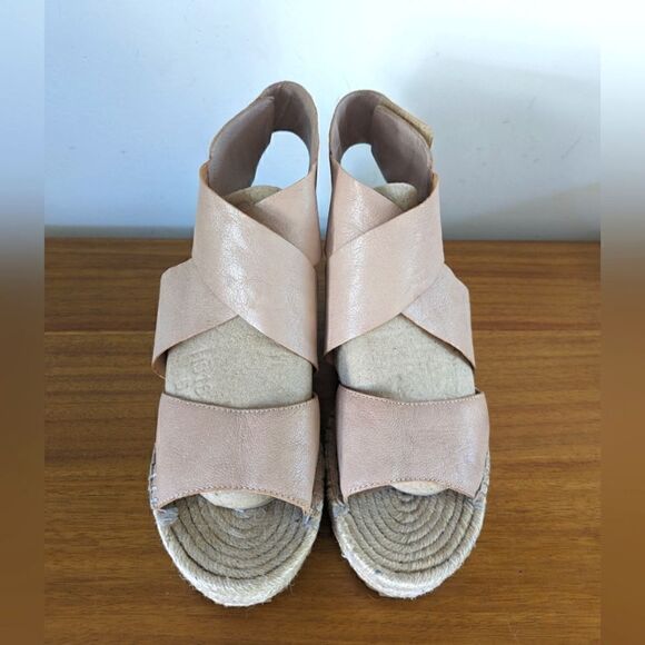 Eileen Fisher Quiet Luxury Coastal Minimalist Preppy Beachy Capsule Wedge 8 1/2 - Picture 3 of 14